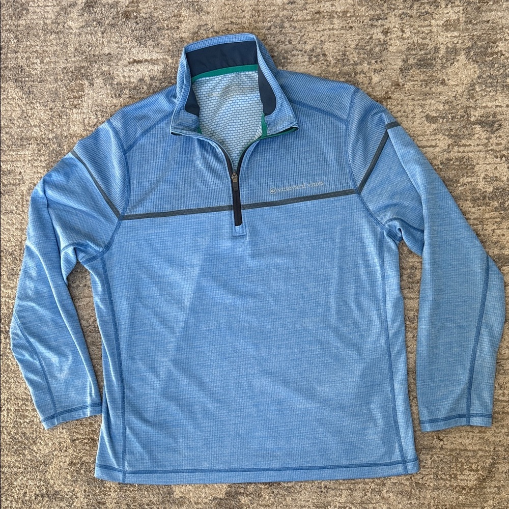 Vineyard Vines Men's Light Blue Quarter-Zip Pullover. New without tags